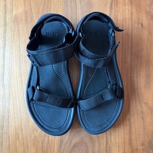 Teva Black  Hurricane XLT2 Men’s Men’s Size 10 Sandal